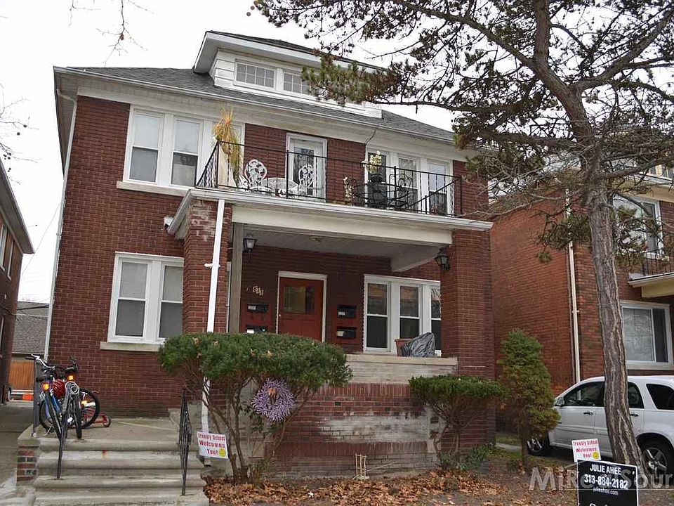 1st image of 811 Beaconsfield Ave