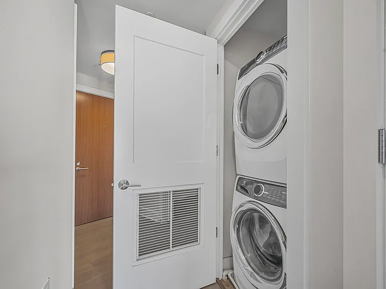 Washer/Dryer