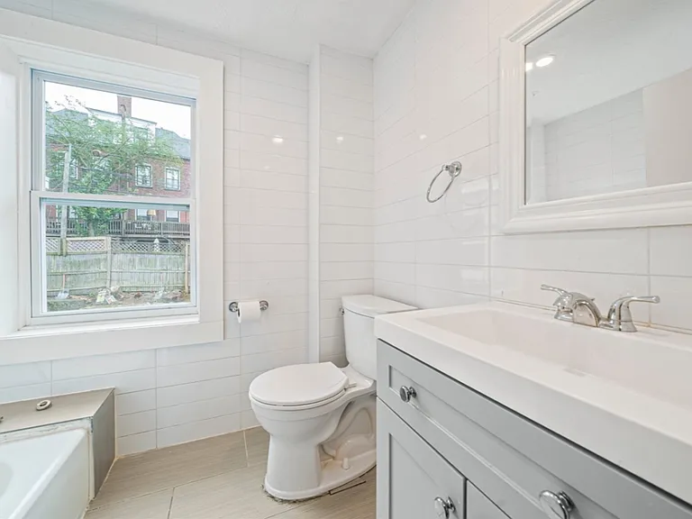 148 Bolyston St #2 — Photo 4