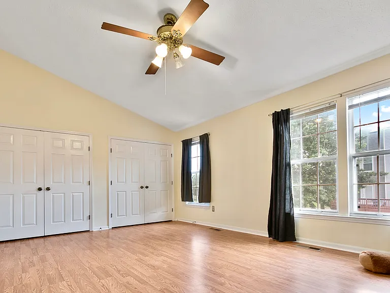 529 Sugarbush Cir — Photo 12