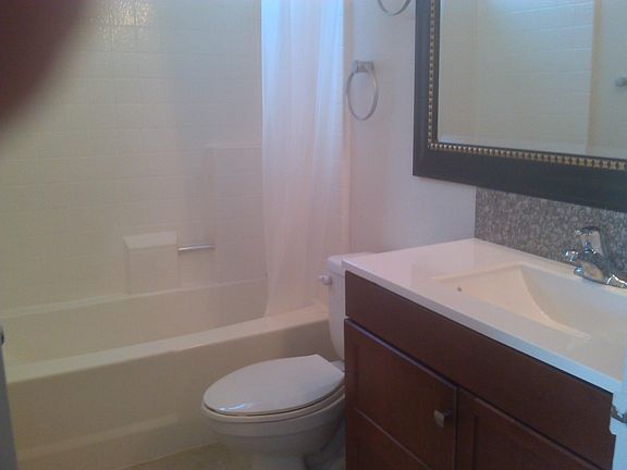 2nd image of 3672 Georgia St