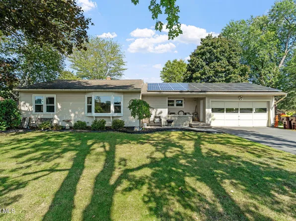 1471 Van Hoesen Road, Schodack, NY 12033