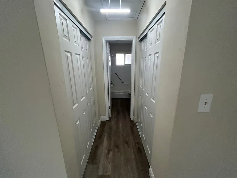 Lush Apartments — Photo 33