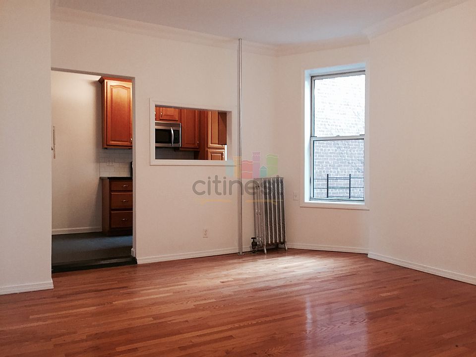 1st image of 719 8th Ave #3rd