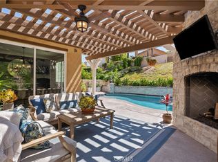 28200 Nield Ct, Santa Clarita, CA 91350
