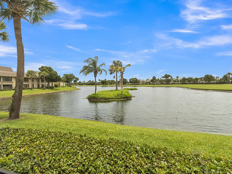 43 Plantation Dr #106 — Photo 29