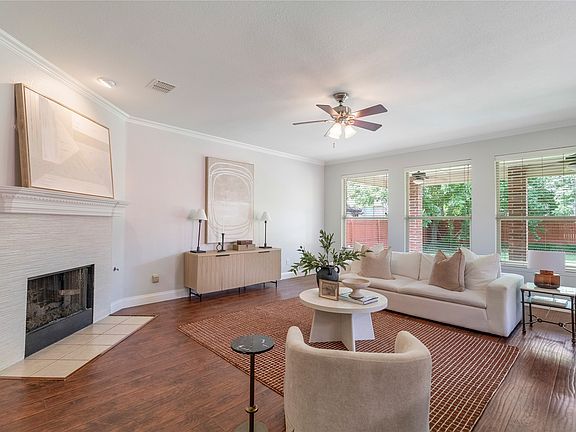2nd image of 5009 Bayview Dr