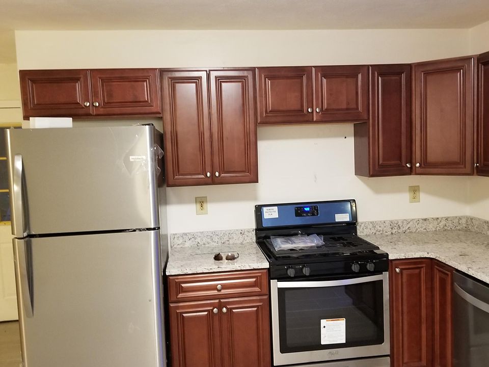 2nd image of 79 Canton St #1R