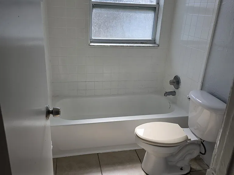 919 Randall St #921 — Photo 7
