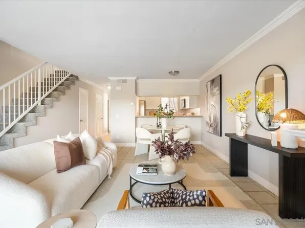 5704 Camino Del Cielo APT 203, Bonsall, CA 92003