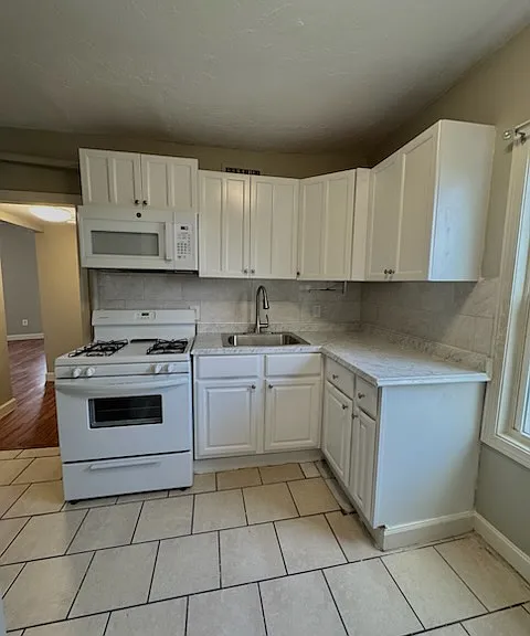 13 Norfolk St #3 — Photo 1