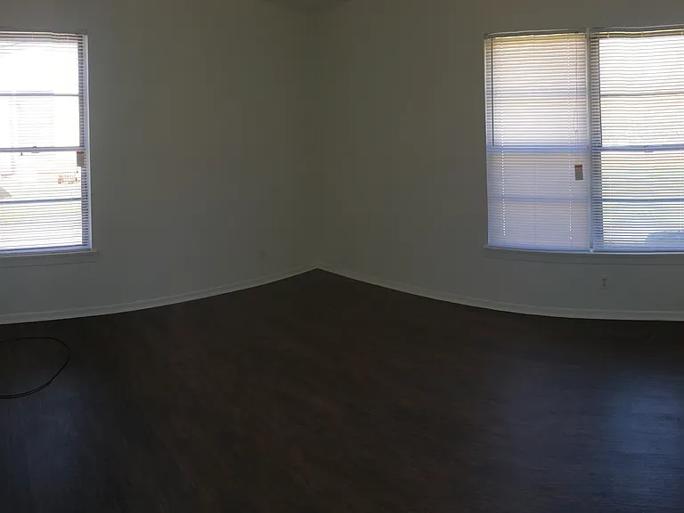4 Pershing Dr #A — Photo 7