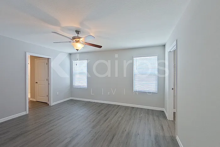 8704 SW 44th Ct — Photo 12