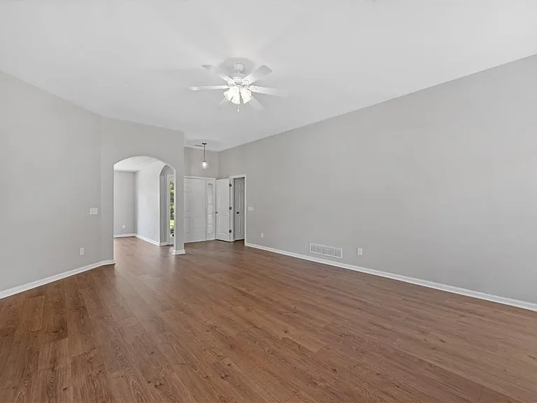 6375 Seymour Pl NW — Photo 10
