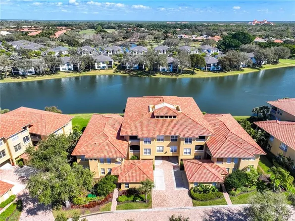 1865 Les Chateaux BLVD #303, NAPLES, FL 34109