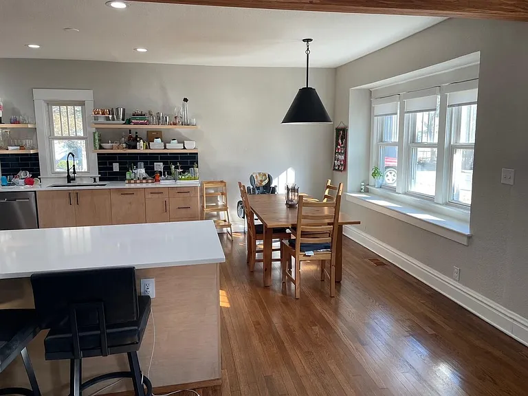4825 Belinder Rd — Photo 3