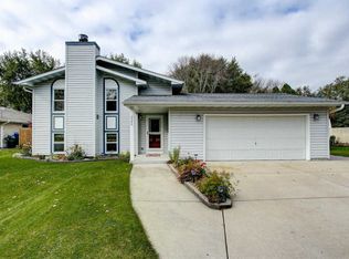 5040 Worsley Ln, Racine, WI 53402