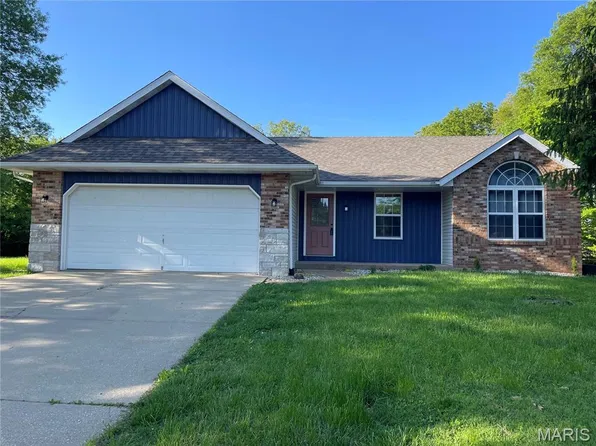 541 Franklin Ave, Troy, IL 62294