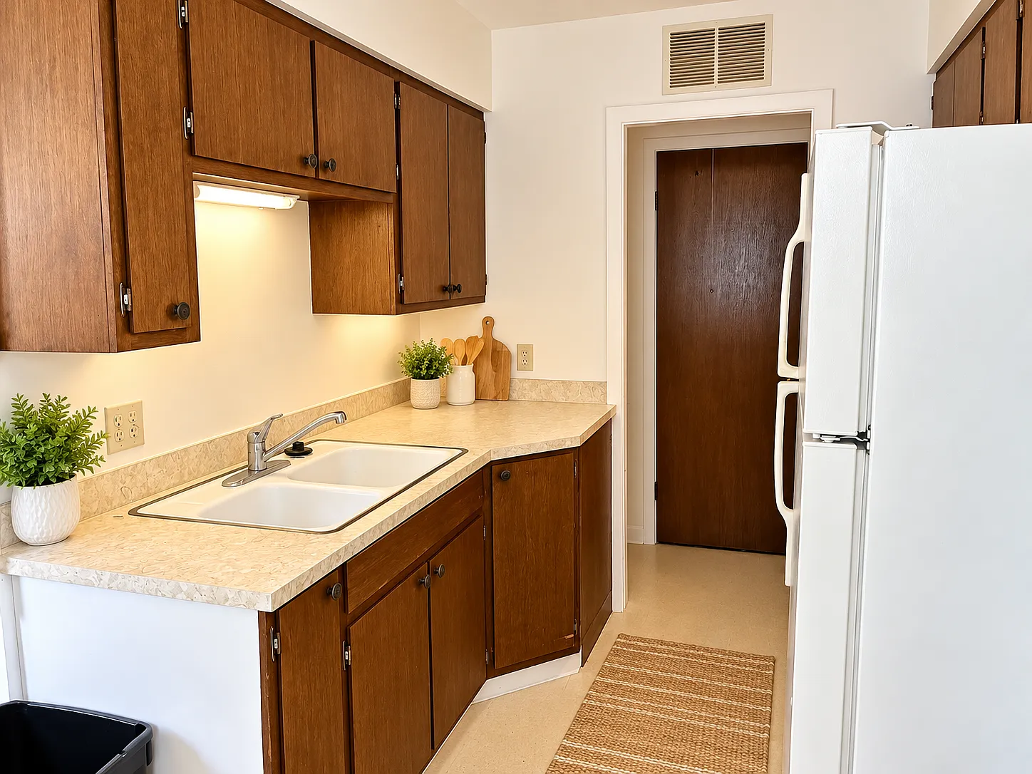1 bed, 550 sqft, $650 — Photo 2