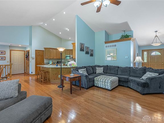 3rd image of 1668 Lago Mar