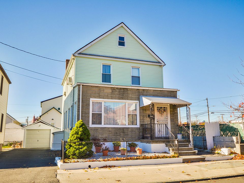1st image of 140 Kettell Ave