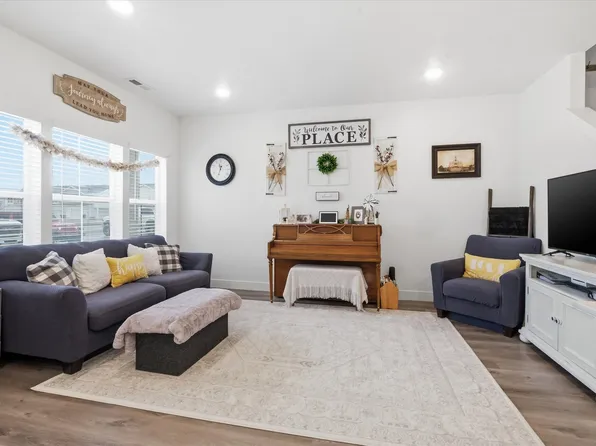 930 W 960 N, Tremonton, UT 84337