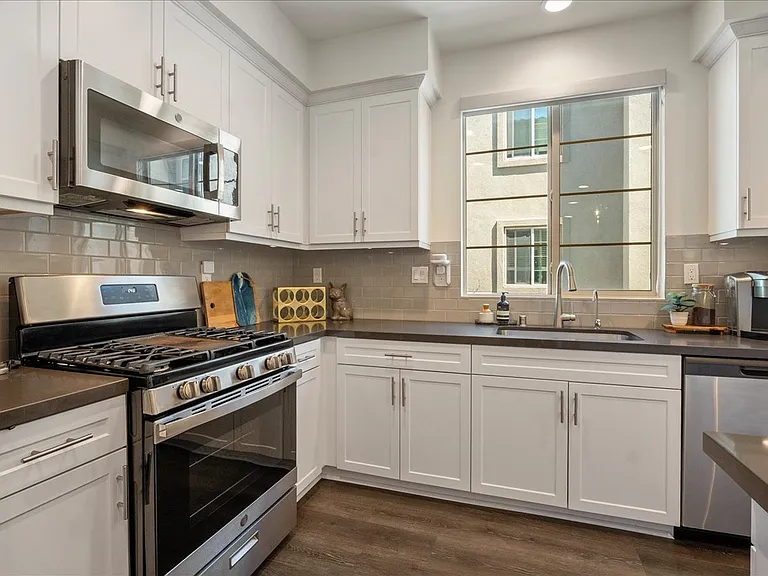 328 Paddle Ct — Photo 6
