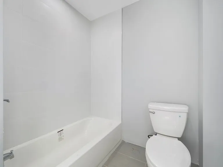 150 Fairview Ave — Photo 29