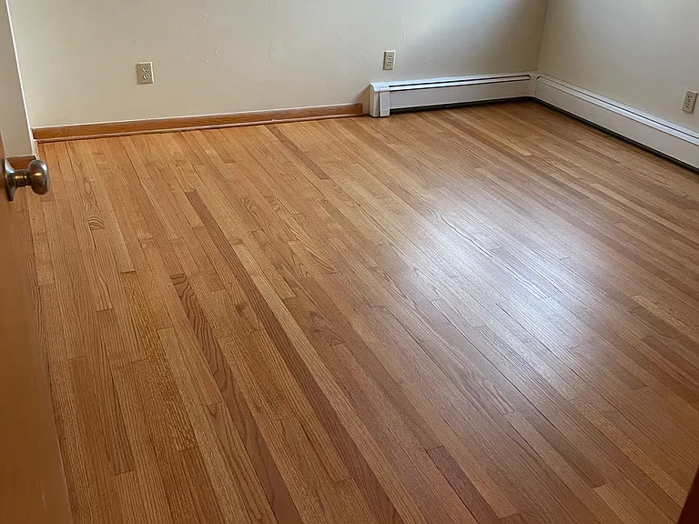 311 Davis Ave #1 — Photo 4