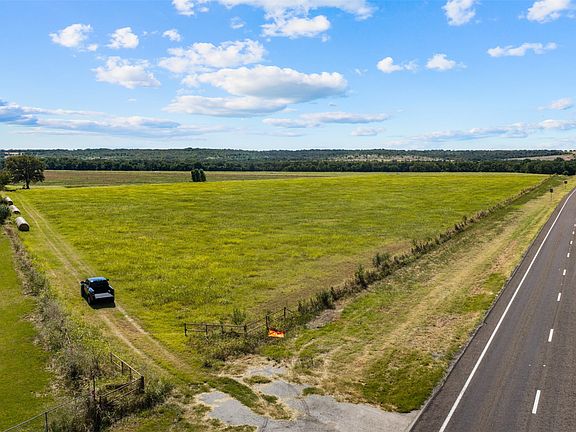 3rd image of 4562 Highway 77