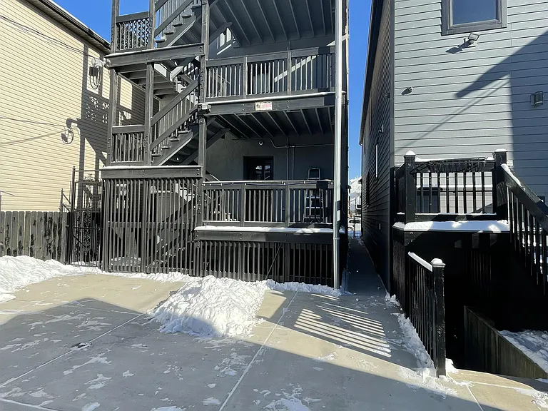 1718 N Richmond St #3 — Photo 31