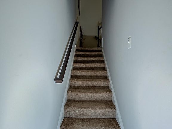 3rd image of 1112 Carinoso Cir