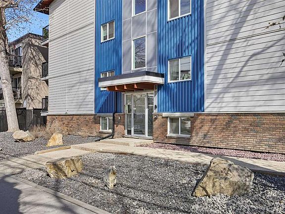 2nd image of 626 S 2nd Ave NE #202