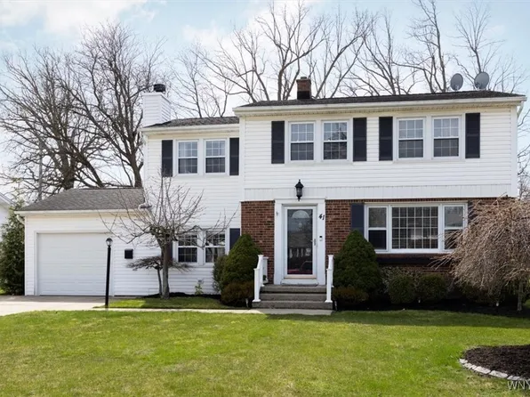 41 Willow Green Dr, Amherst, NY 14228