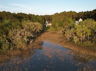 6042 Pawlett Blake Ln, Wadmalaw Island, SC 29487