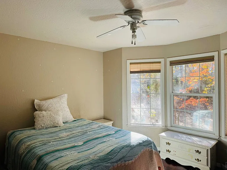 Sierra Ridge Ct — Photo 1