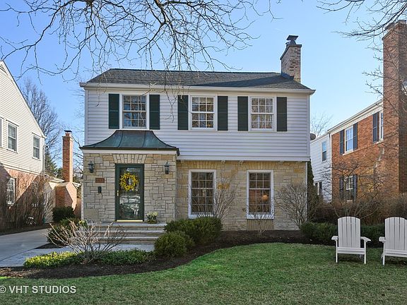 2nd image of 2213 Beechwood Ave