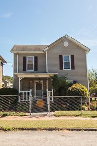 215 E Chestnut St, Covington, VA, 24426