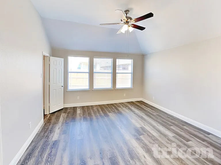 12608 Summerwood Dr — Photo 9