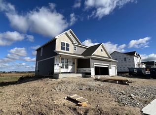 1558 N Thompson Rd, Sun Prairie, WI 53590