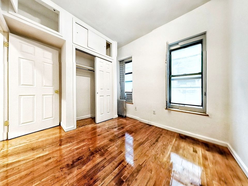 2nd image of 214 E 10th St #2B