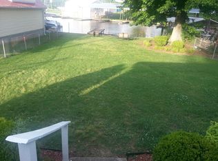 90 Lakeshore Ave, Killen, AL 35645