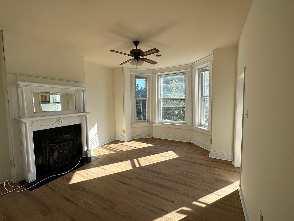 1st image of 2222 W Grace St APT 2