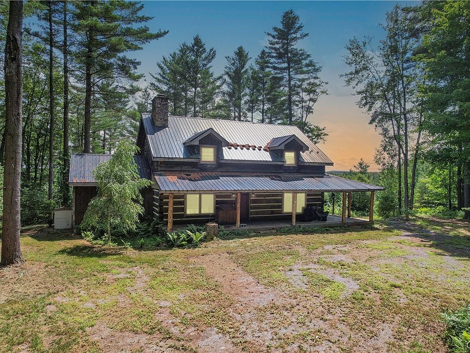 1st image of 910 River Rd