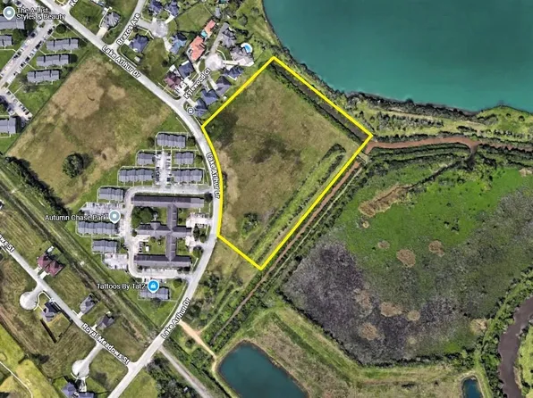 Lake Arthur Dr, Pt Arthur, TX 77642