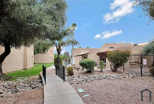 3131 W Cochise Dr #204 — Photo 39