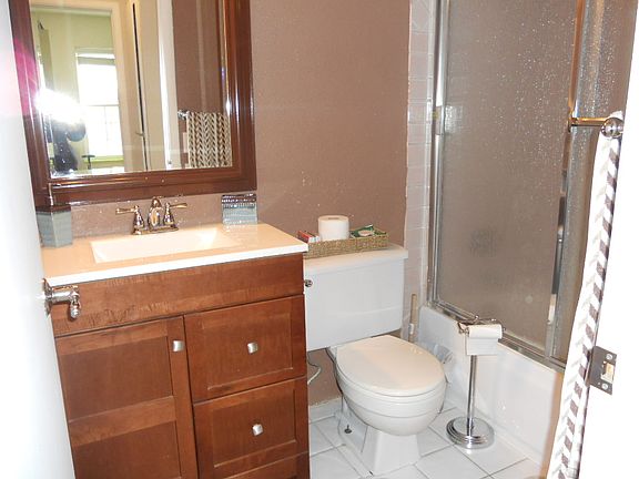 4th image of 2769 Olive Ct