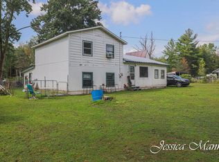 6093 Rollenhagen Rd, Ravenna, MI 49451