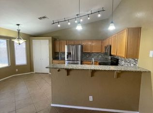 2366 E Devon Ct, Gilbert, AZ 85296
