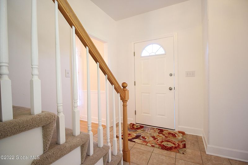 4th image of 12 Knollwood Drive